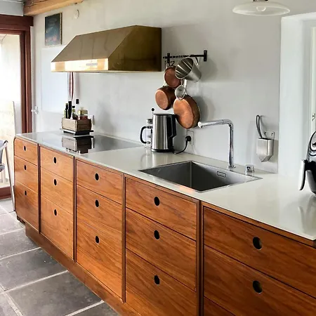 Fisherman's House By Lillebaelt With A Unique View 別荘